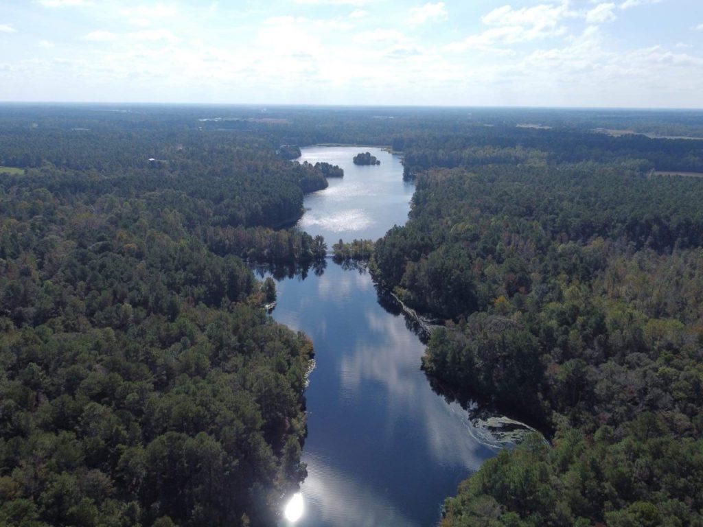 Aerial photo of the Cabin Lake waterway.